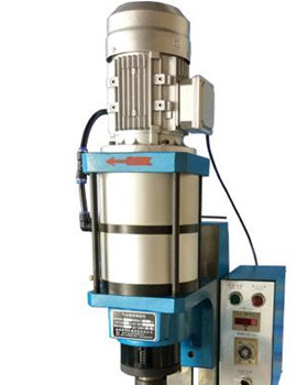 怎么設置徑向鉚接機的鉚接時間？