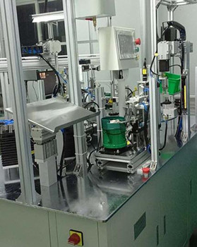 自動送料鉚接機主要組成結構有哪些？